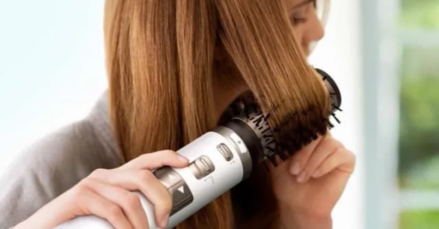Jak wybrać najlepszą suszarko-lokówkę BaByliss dla Twoich włosów Jak wybrać najlepszą suszarko-lokówkę BaByliss dla Twoich włosów
