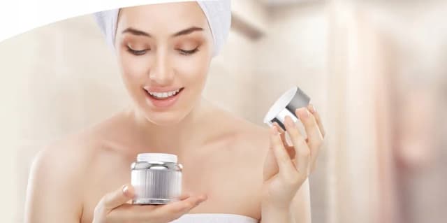 Biotaniqe age control bioaktywne serum rewitalizujące dla pięknej skóry Biotaniqe age control bioaktywne serum rewitalizujące dla pięknej skóry