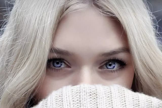 Veoli serum pod oczy rozświetlające – jak pozbyć się cieni i worków? Veoli serum pod oczy rozświetlające – jak pozbyć się cieni i worków?