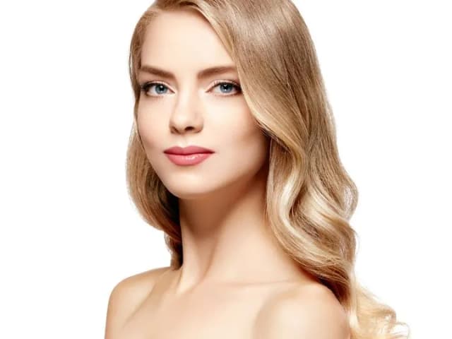 Jaki kolor szminki dla blondynek? Odkryj idealne odcienie dla siebie Jaki kolor szminki dla blondynek? Odkryj idealne odcienie dla siebie